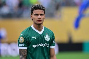 B体育APP-不去罗马了？葡媒：本菲卡和里奥斯郎情妾意，但未谈妥转会费