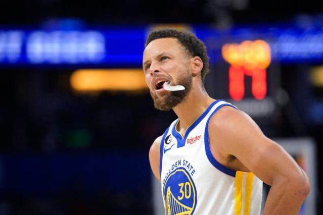 库里正打出生涯最佳开局 勇士却依旧深陷连败漩涡