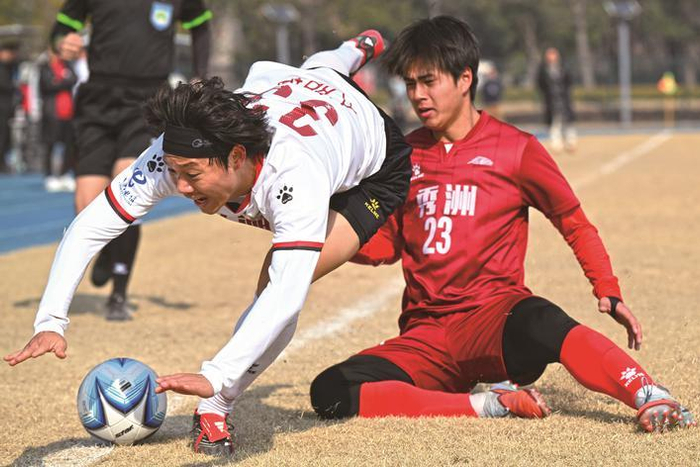 B体育-“嘉冠”联赛刮起青春旋风|足球|南湖队|嘉兴|南湖晚报|U23_新浪体育_新浪新闻
